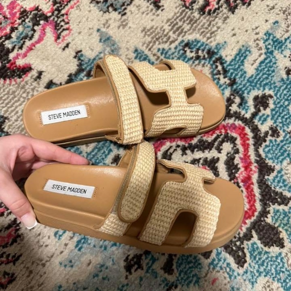 Steve Madden Woven Tan and Cream Slides